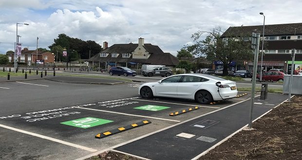 Free electric vehicle charging bays installed as part of transport trial