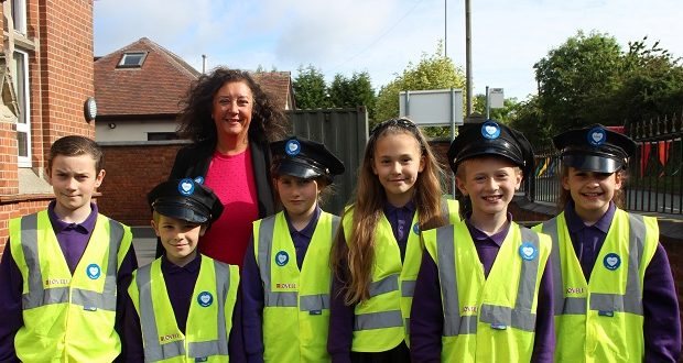 Pupils lead campaign to tackle air pollution outside schools