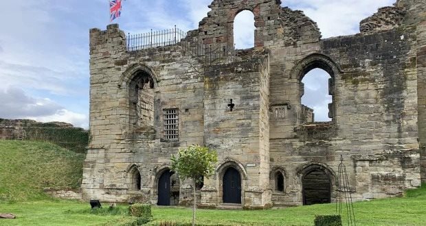 Tutbury Castle to host Covid testing pop-up with free entry for negative tests