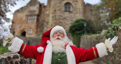 Santa infront of Tamworth Castle