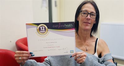 Suzanne with her 12week quit certificate from Everyone Health Staffordshire NR