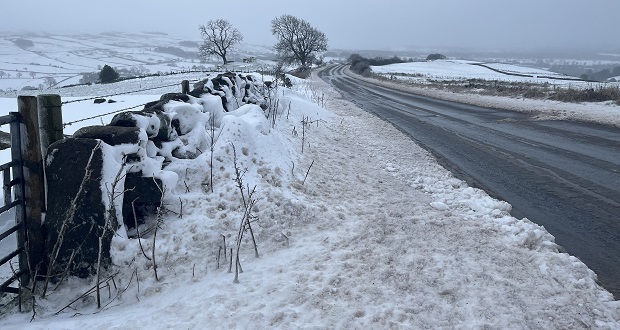 Image for Staffordshire's gritting teams work round the clock to combat winter weather